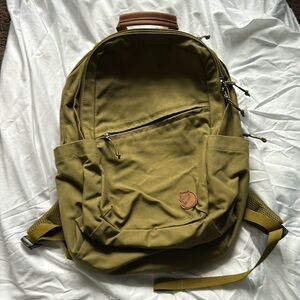 Fjallraven Raven 20 Backpack